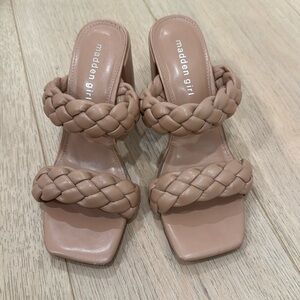 Braided nude sandals